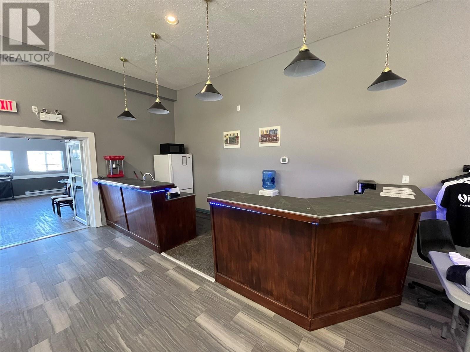 5101 25 Avenue Unit# Main Floor, Vernon, British Columbia  V1T 1P5 - Photo 2 - 10345515