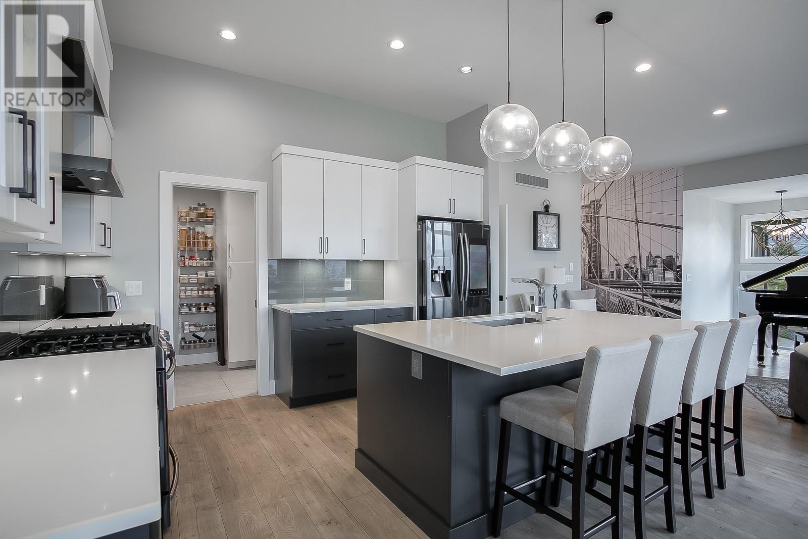 3953 Beachview Drive, West Kelowna, British Columbia  V4T 2K1 - Photo 13 - 10345309