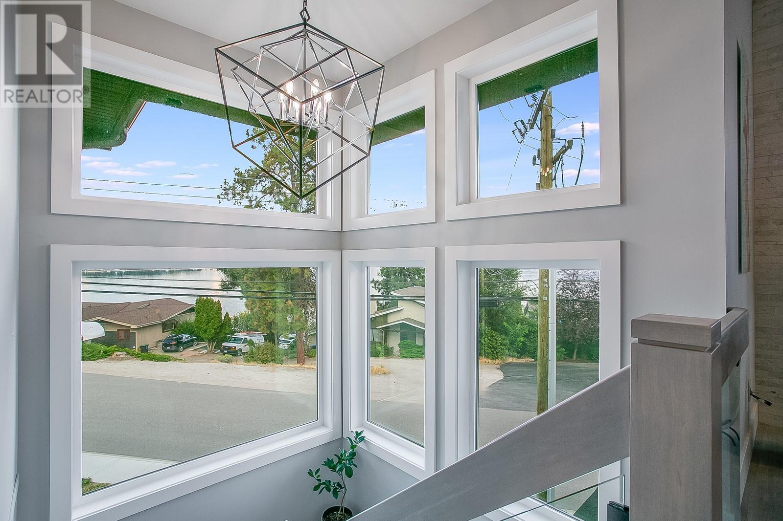 3953 Beachview Drive, West Kelowna, British Columbia  V4T 2K1 - Photo 33 - 10345309