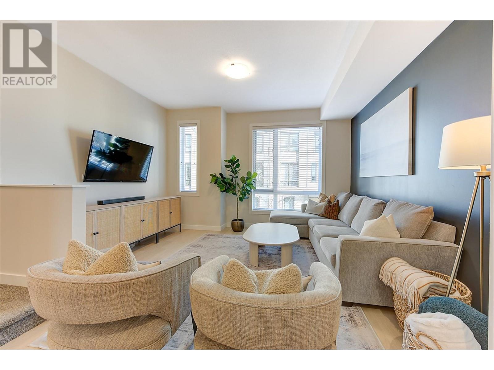 Property at 170 Celano Crescent Unit# 63 image 3