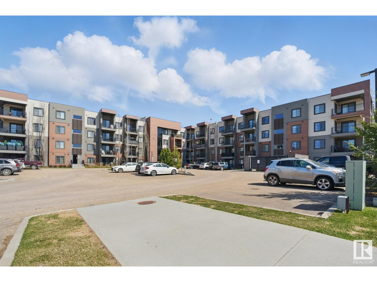 Property at #305 1004 ROSENTHAL BV NW image 1