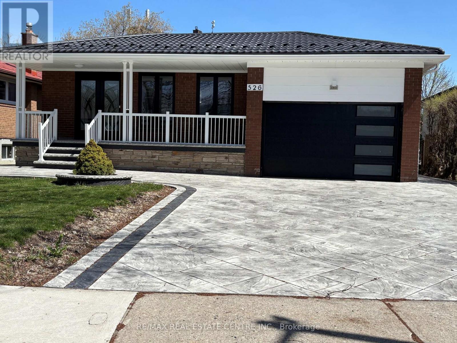Property at 526 SELSEY DRIVE image 1