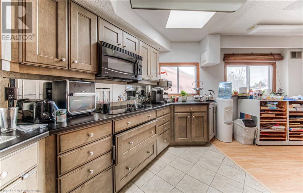 136 Moore Avenue S, Waterloo, Ontario  N2J 1X5 - Photo 18 - 40701122