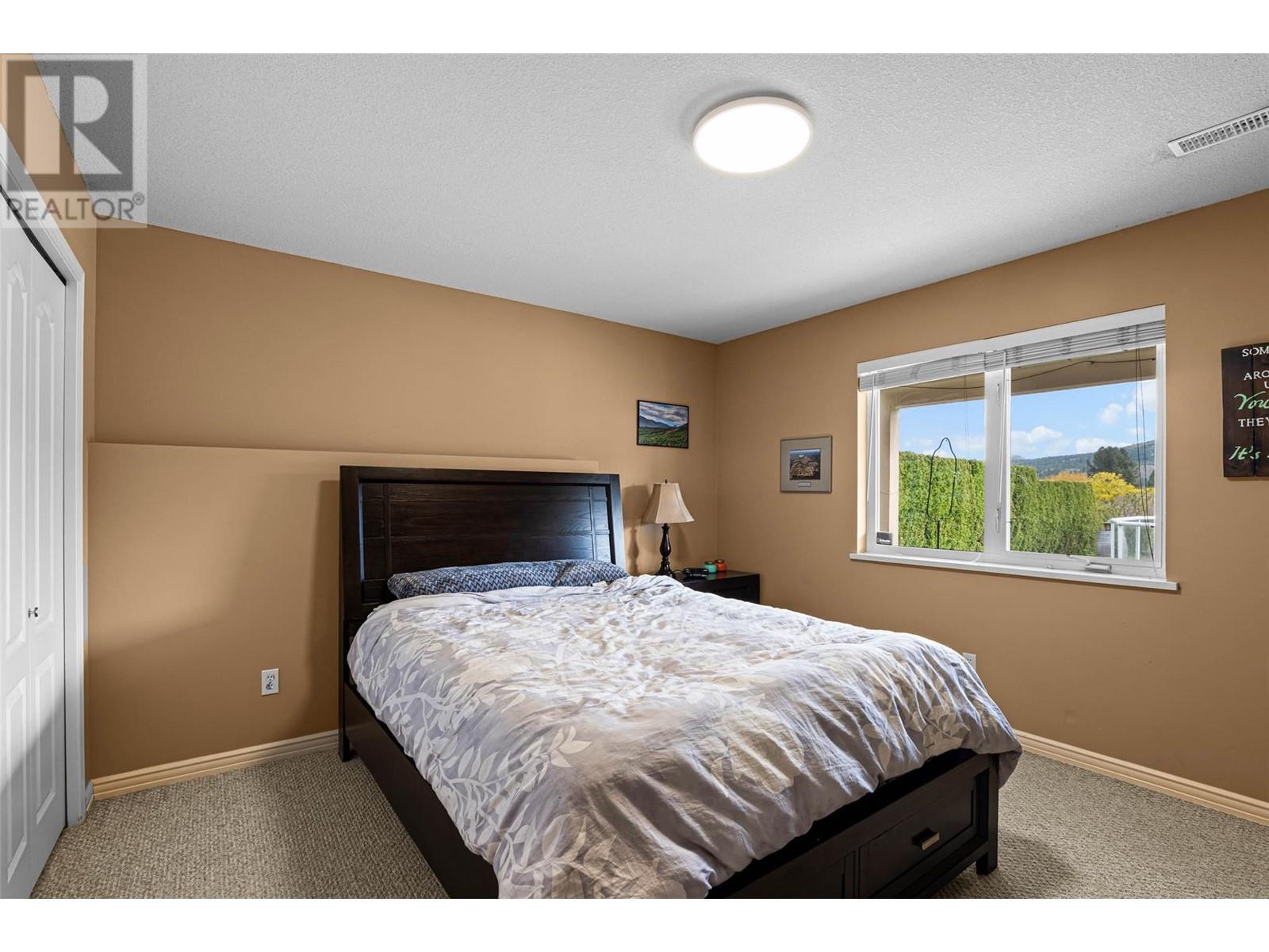 3460 Navatanee Drive, Kamloops, British Columbia  V2H 1S1 - Photo 31 - 10345518