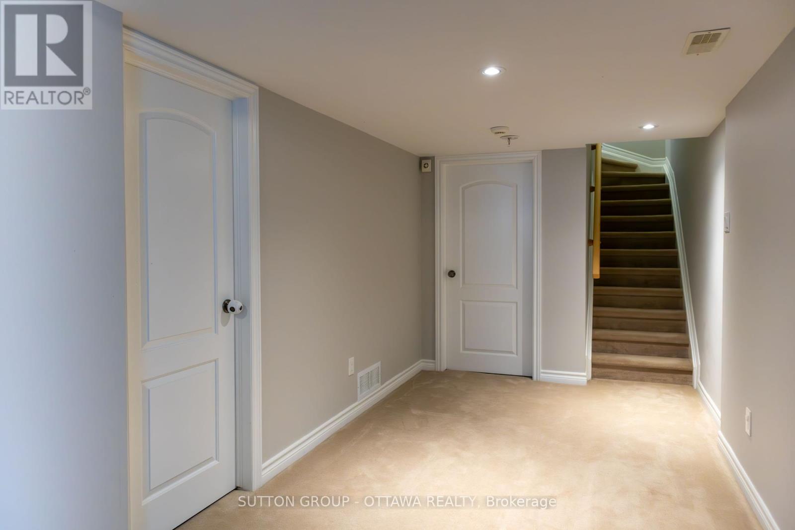 654 Moorpark Avenue, Ottawa, Ontario  K2M 0H8 - Photo 29 - X12110532