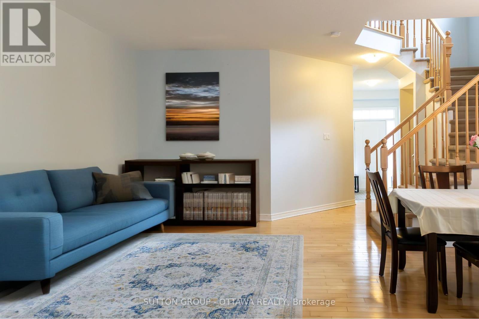 654 Moorpark Avenue, Ottawa, Ontario  K2M 0H8 - Photo 6 - X12110532