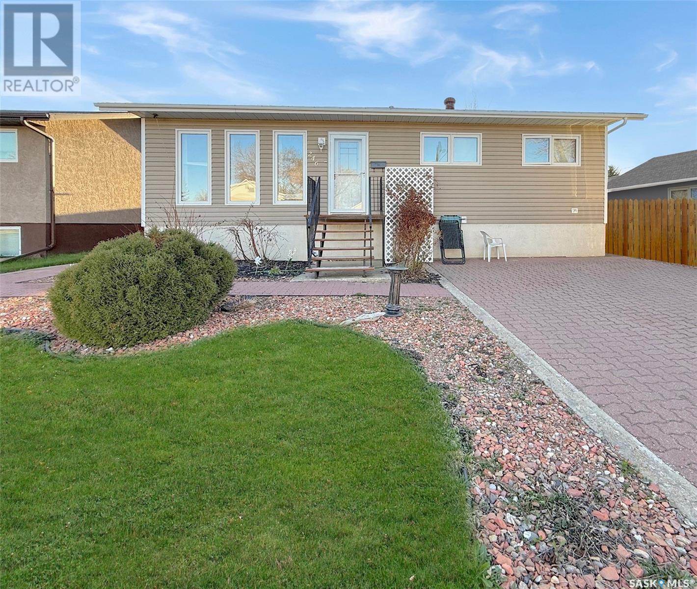 246 5th AVENUE SE, swift current, Saskatchewan