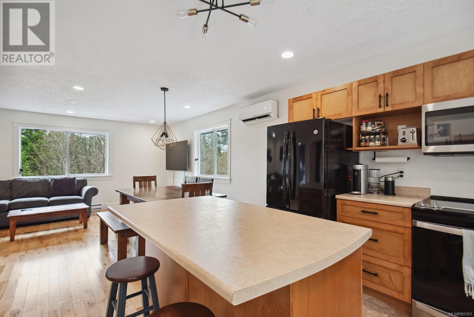 Property at 5900 Clements Rd image 5