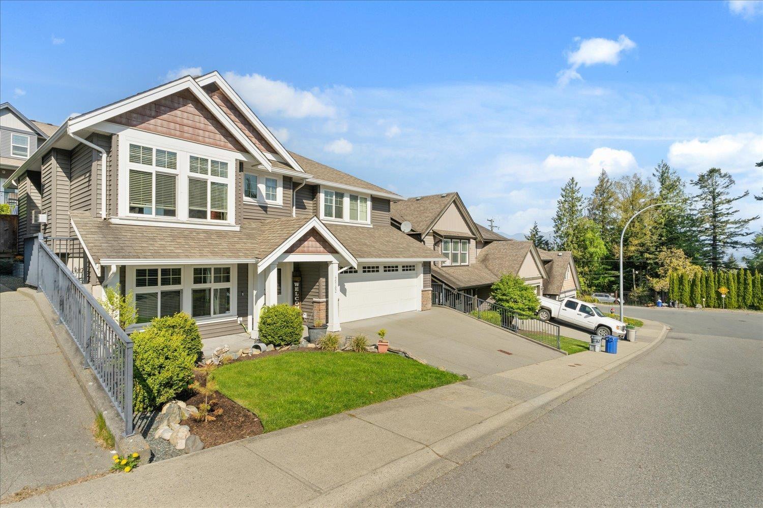 46702 Hudson Road, Promontory, Chilliwack, British Columbia  V2R 0K6 - Photo 2 - R2995516