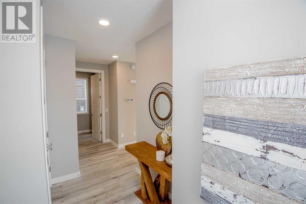 Property at 143 Belvedere Crescent SE image 2