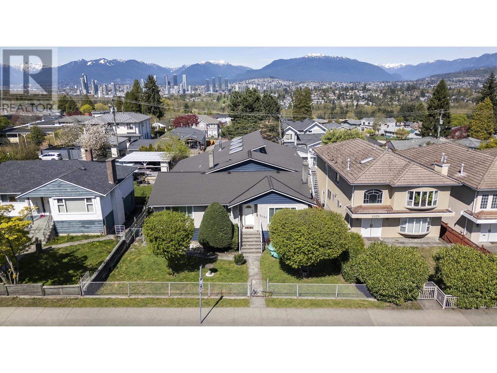 5067 DOVER STREET, burnaby, British Columbia
