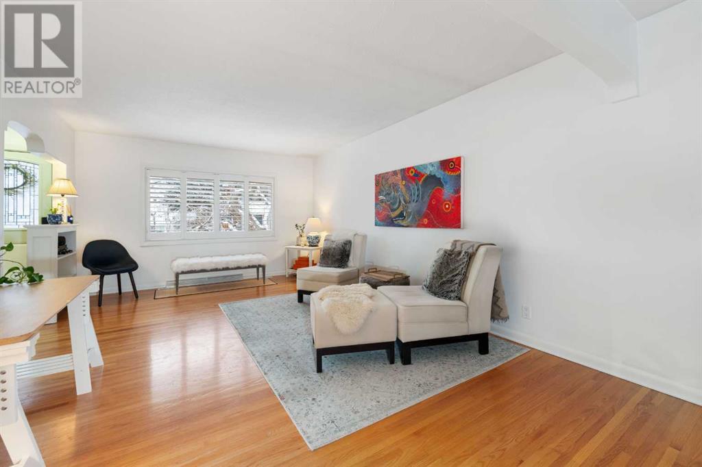 Property at 1010 30 Avenue NW image 4