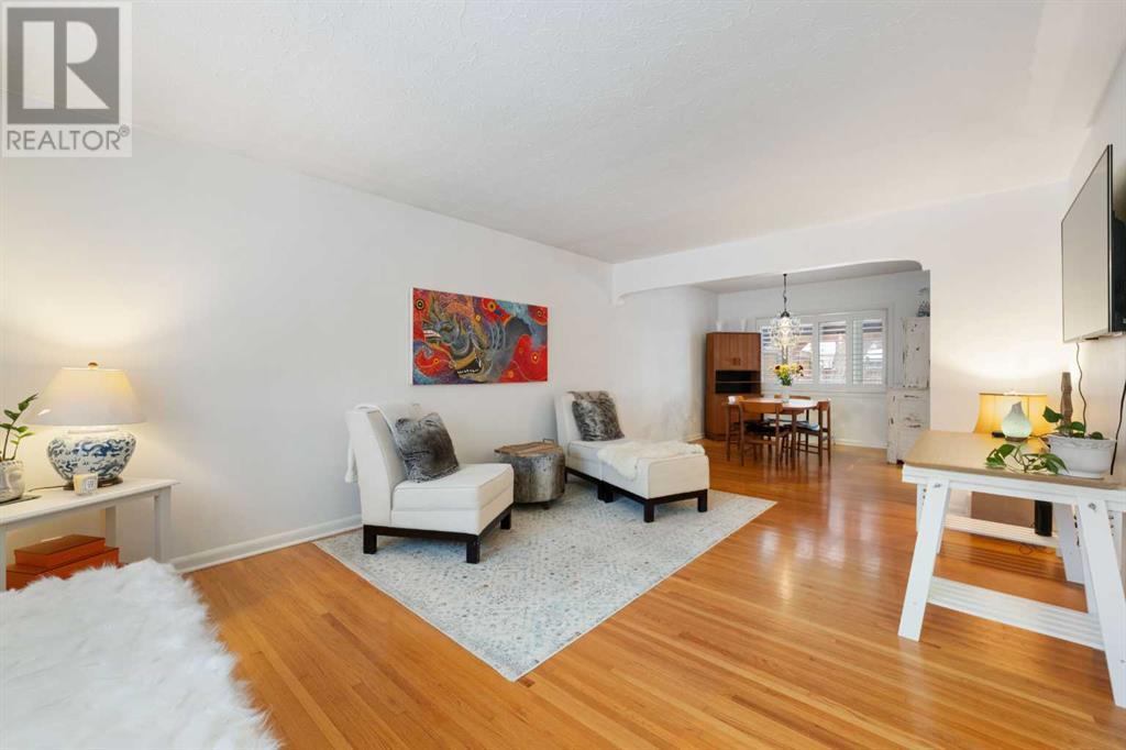Property at 1010 30 Avenue NW image 5