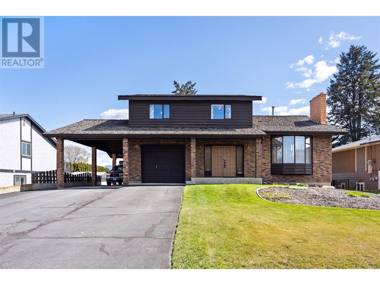 781 Kelly Drive, Kamloops, British Columbia  V2B 4G5 - Photo 1 - 10343079