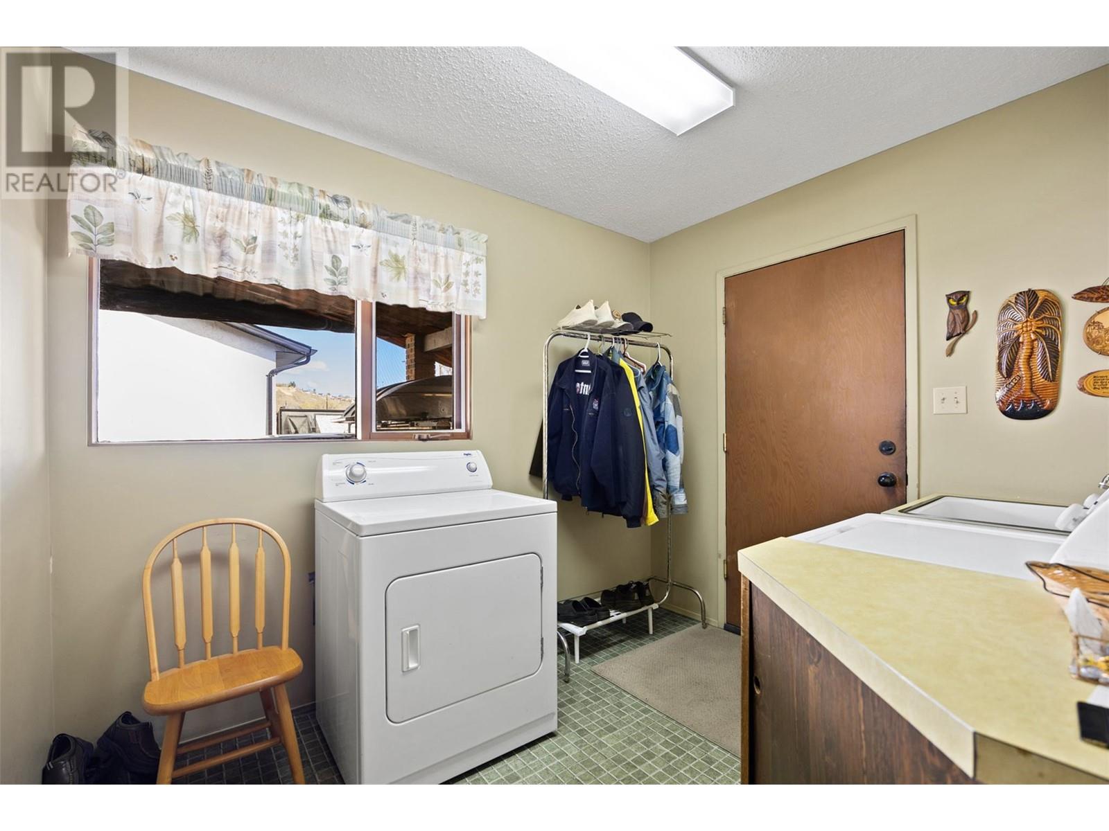 781 Kelly Drive, Kamloops, British Columbia  V2B 4G5 - Photo 22 - 10343079