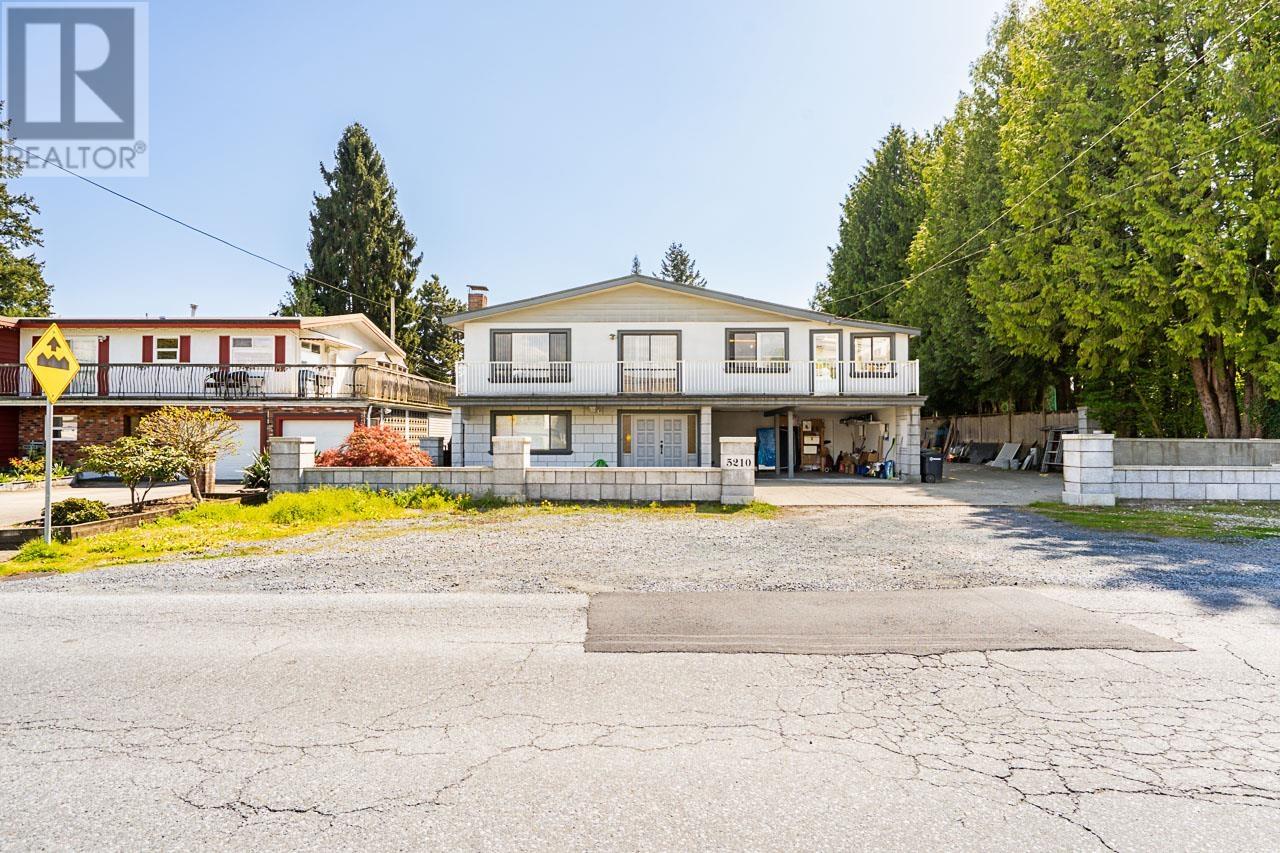 5210 LAUREL STREET, Burnaby, British Columbia