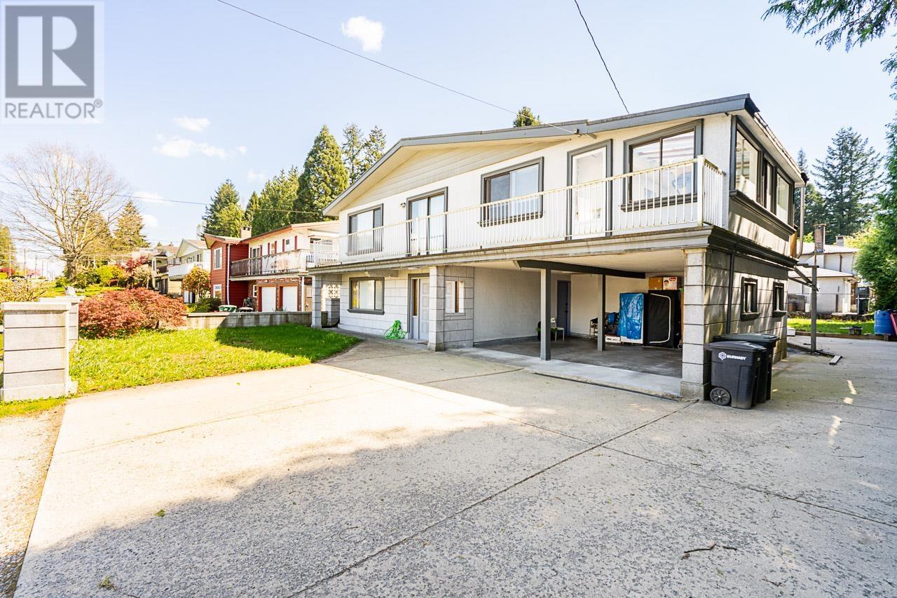 5210 Laurel Street, Burnaby, British Columbia  V5G 1N2 - Photo 3 - R2995963