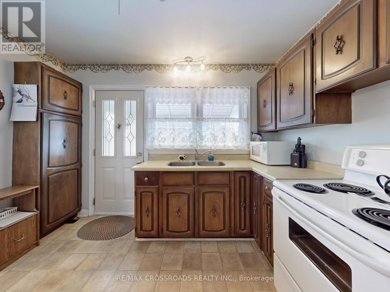457 Paliser Court N, Richmond Hill, Ontario  L4C 1R7 - Photo 21 - N12019447