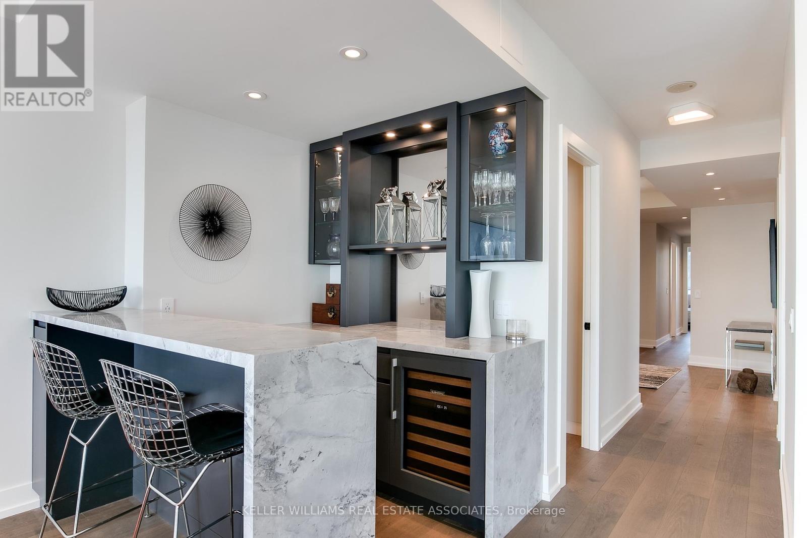 1002 - 90 Stadium Road, Toronto, Ontario  M5V 3W5 - Photo 19 - C12111423