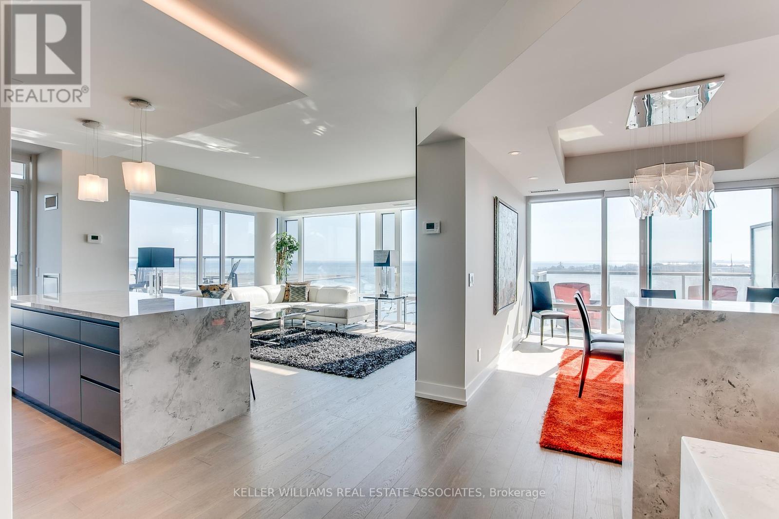 1002 - 90 Stadium Road, Toronto, Ontario  M5V 3W5 - Photo 3 - C12111423