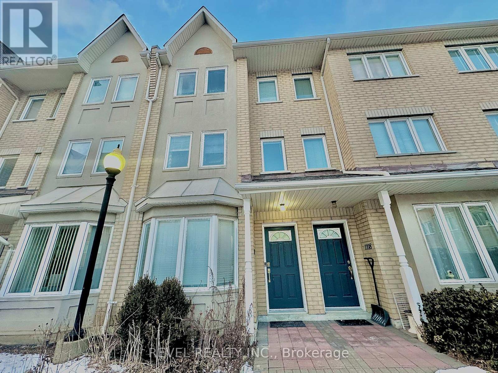 Property at 1107 - 28 ROSEBANK DRIVE image 1