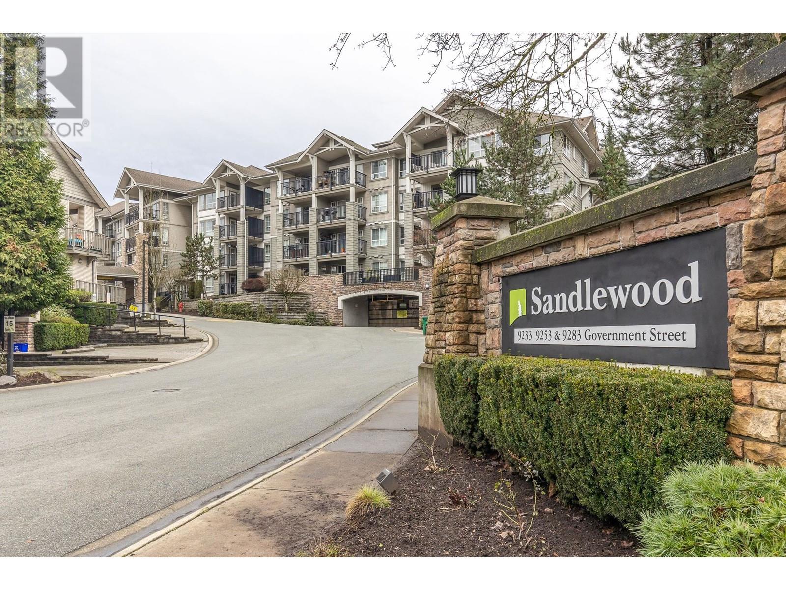408 9233 Government Street, Burnaby, British Columbia  V3N 0A3 - Photo 1 - R2994804