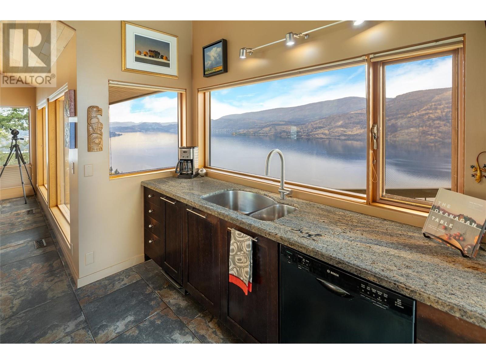 Property at 1238 Kyndree Court image 3
