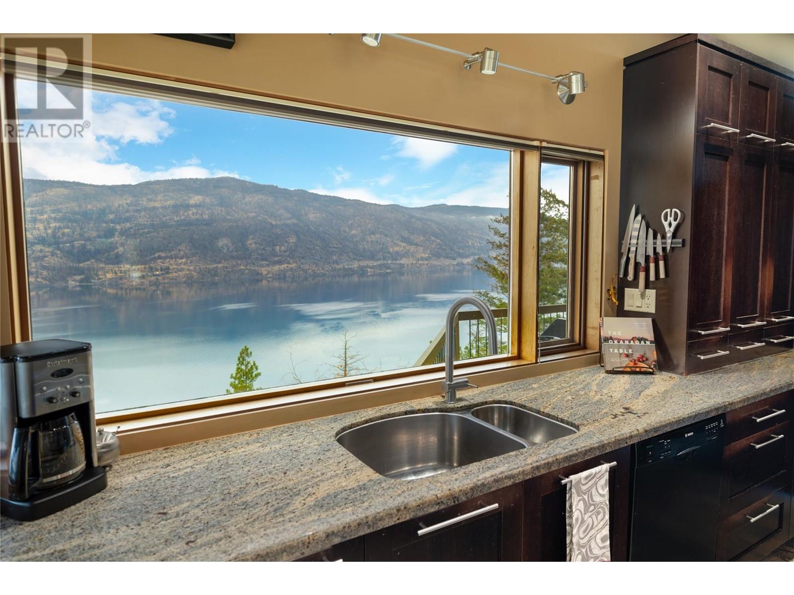 Property at 1238 Kyndree Court image 4
