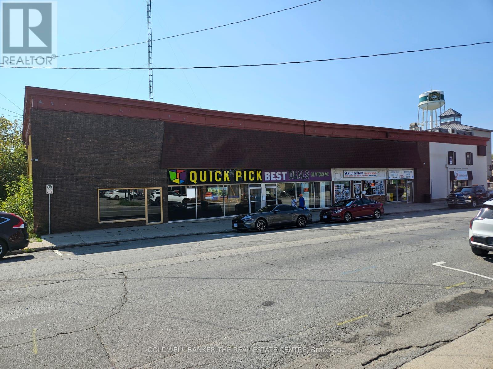 1-15 Chambers Street, Smiths Falls, Ontario  K7A 2Y2 - Photo 3 - X12111427