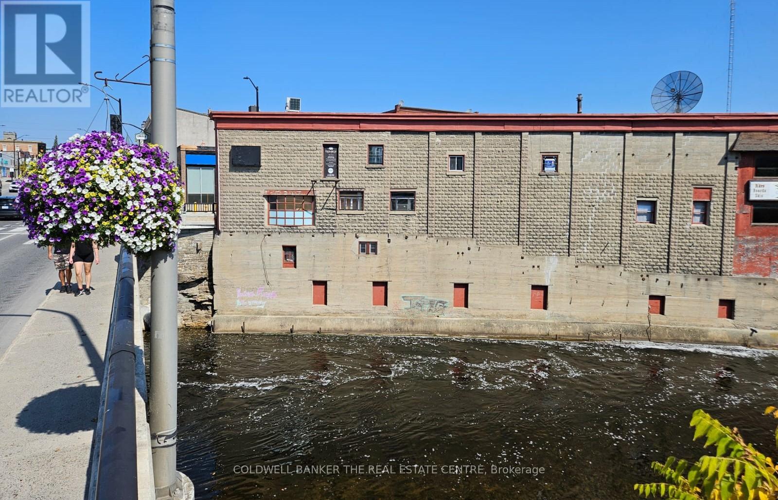 1-15 Chambers Street, Smiths Falls, Ontario  K7A 2Y2 - Photo 9 - X12111427