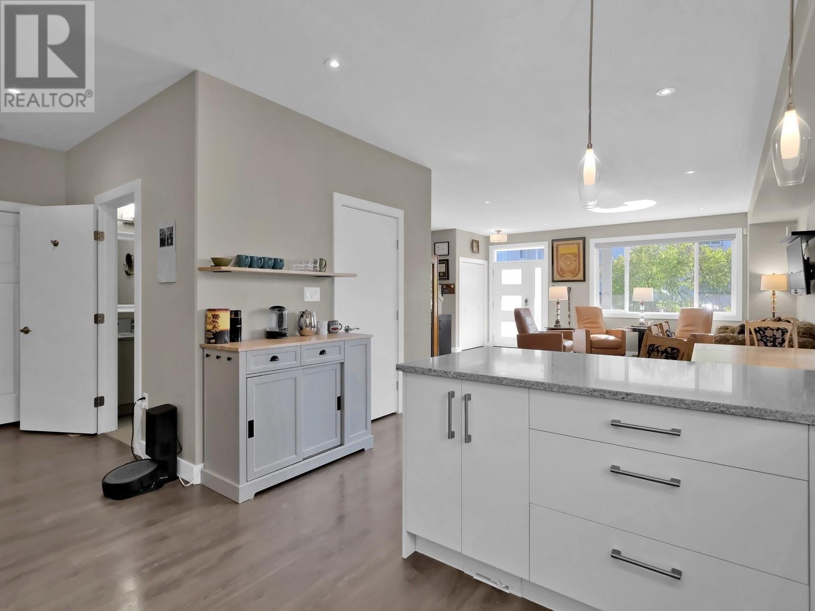 Property at 783 ARGYLE Street Unit# 101 image 5