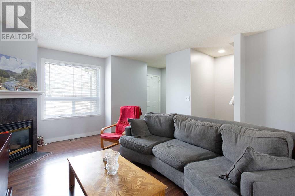 Property at 1005, 111 Tarawood Lane NE image 5