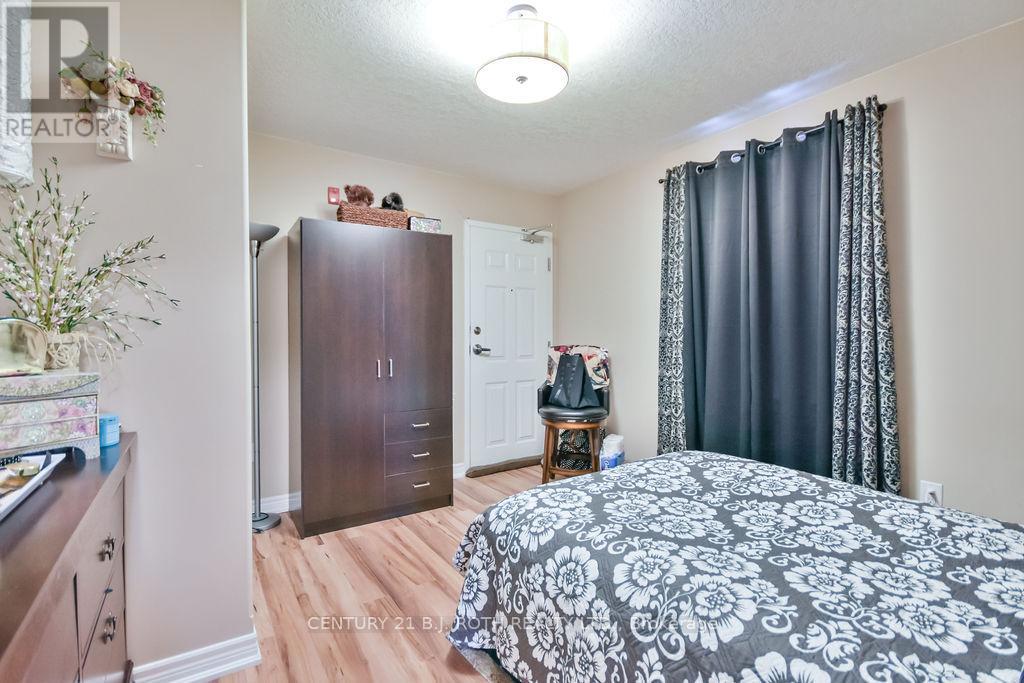 192 Mill Street, Essa (Angus), Ontario  L3W 0G4 - Photo 32 - N12111470