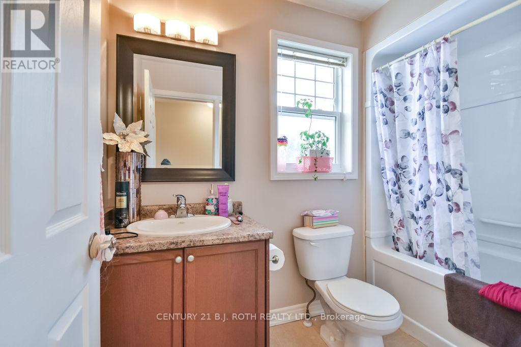 192 Mill Street, Essa (Angus), Ontario  L3W 0G4 - Photo 34 - N12111470