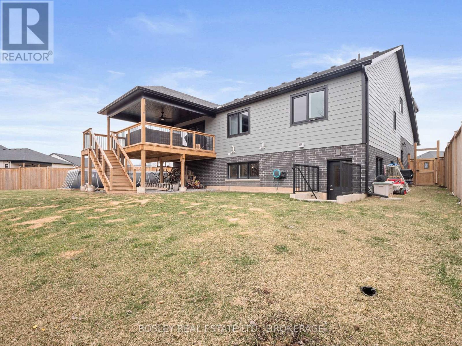 Property at 2756 ARROWSMITH COURT image 3