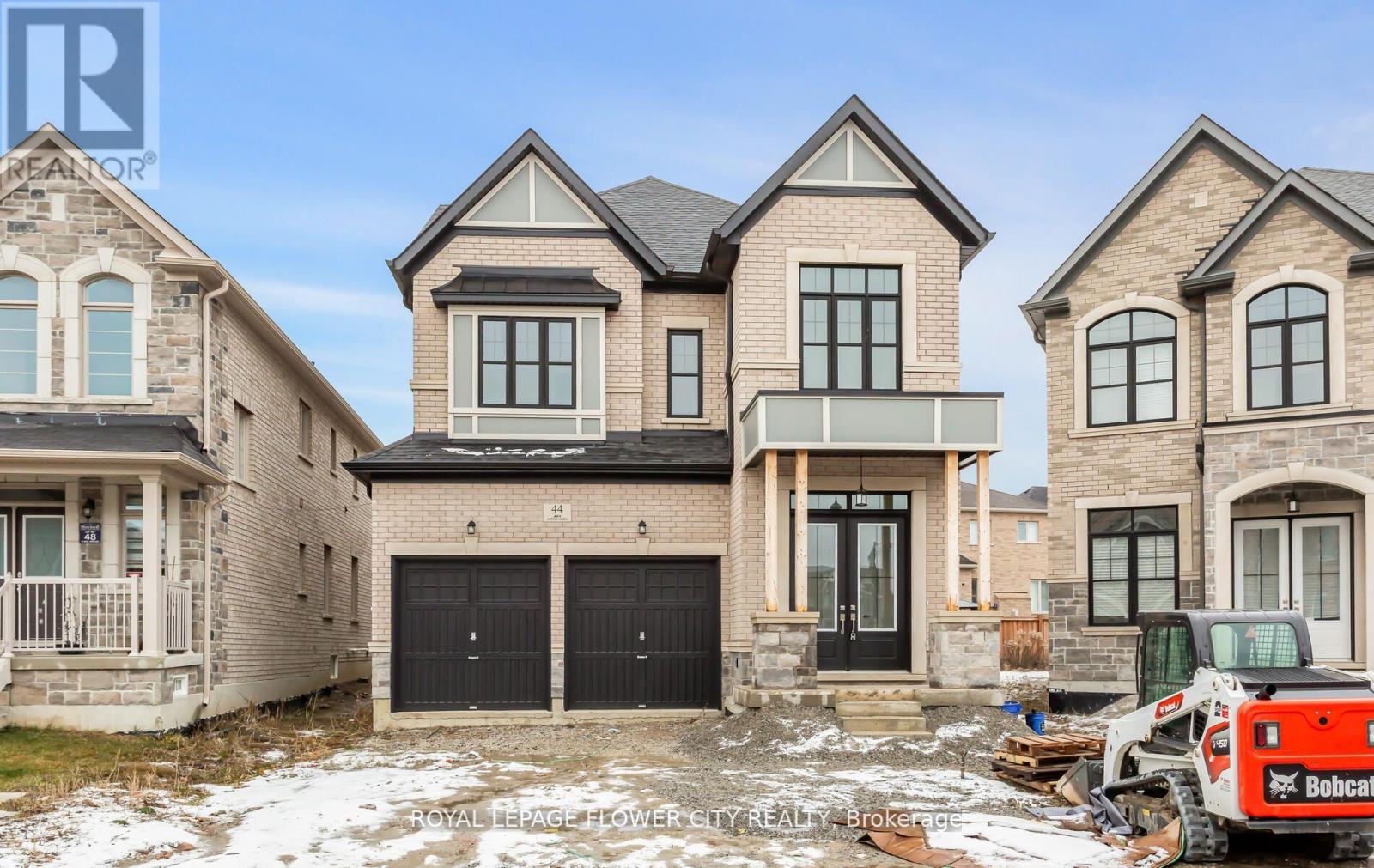 Property at 44 ROYAL FERN CRESCENT image 1