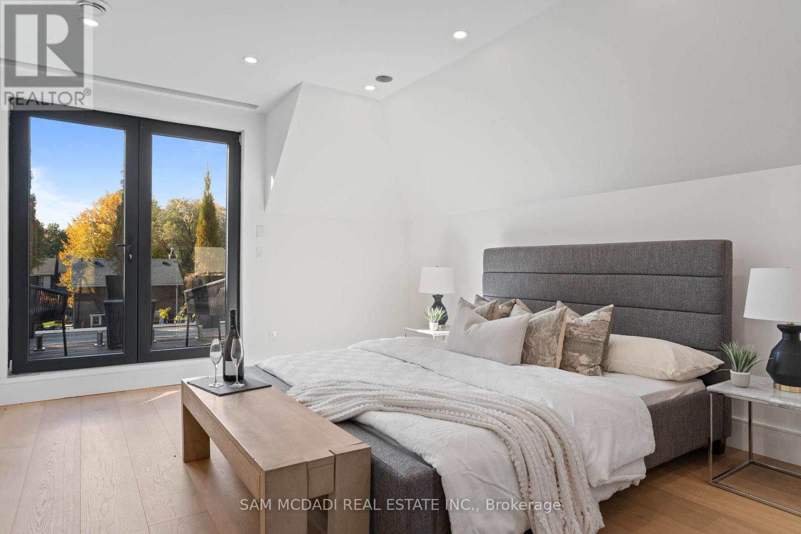 40 Sixth Street, Toronto, Ontario  M8V 3A2 - Photo 24 - W12111475