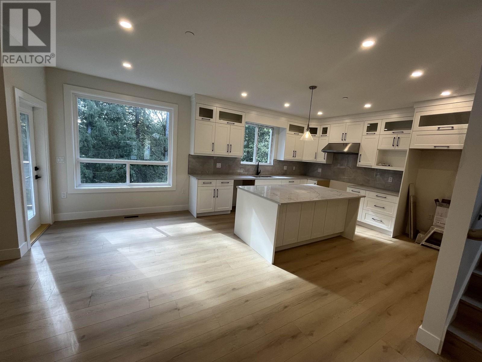 23349 Cross Road, Maple Ridge, British Columbia  V4R 0C8 - Photo 3 - R2953522