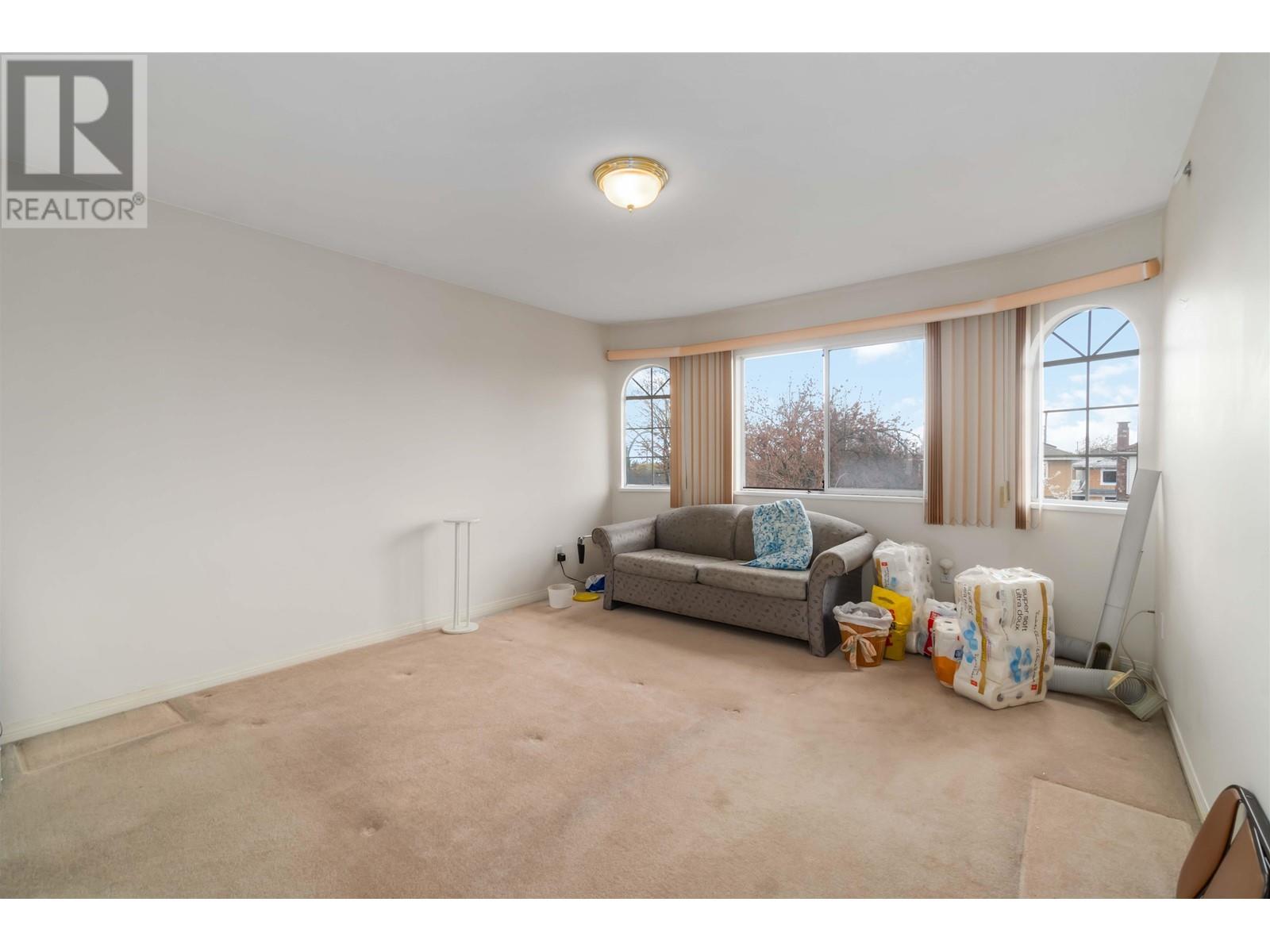 6978 Fleming Street, Vancouver, British Columbia  V5P 3H7 - Photo 5 - R2991087