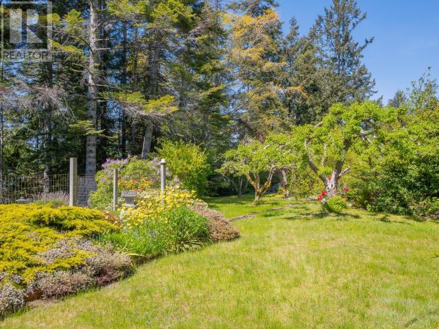 5832 Gillies Bay Rd Road, Texada Island, British Columbia   - Photo 27 - 18766