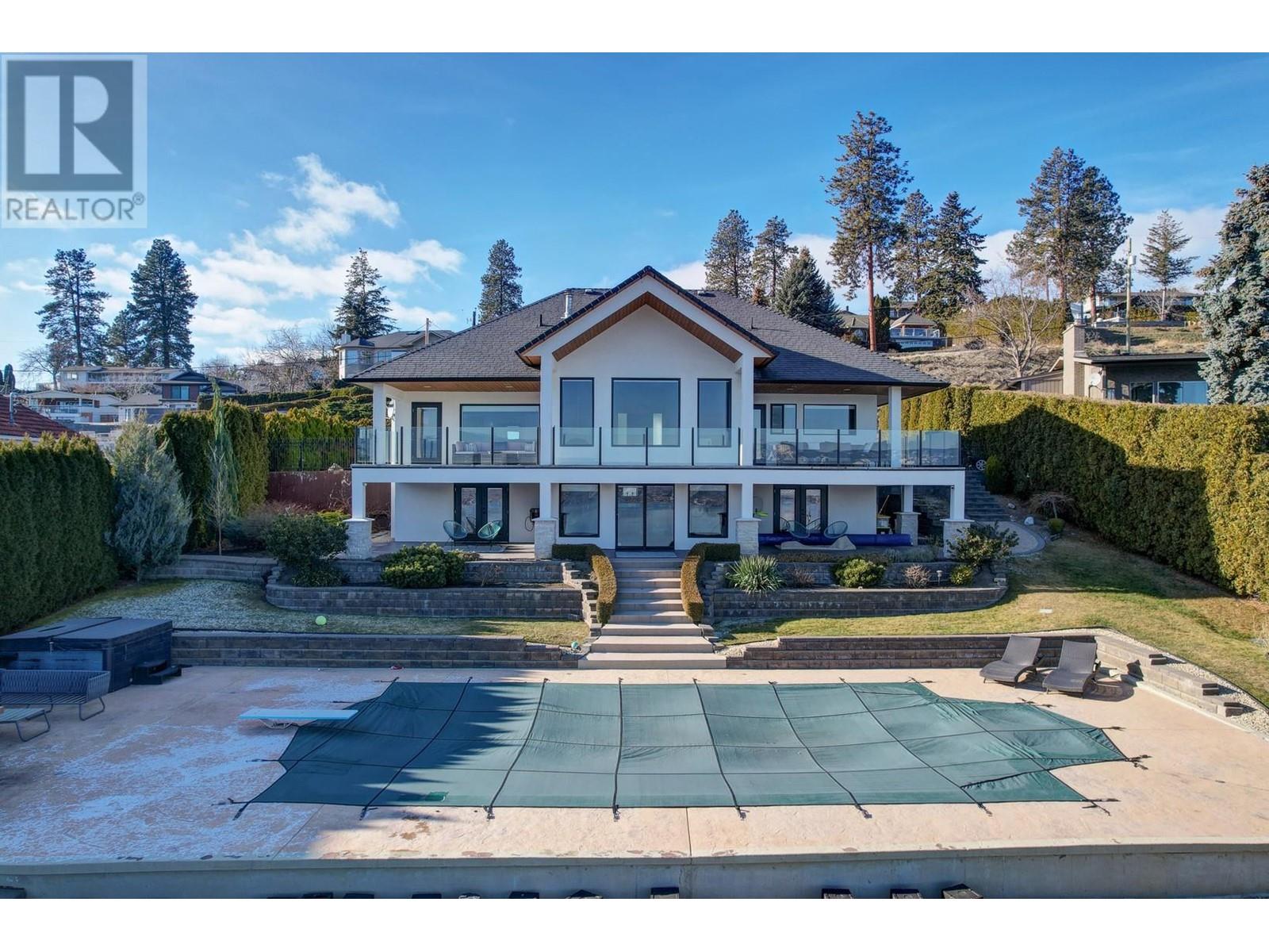 Property at 2821 Lakeview Road image 1