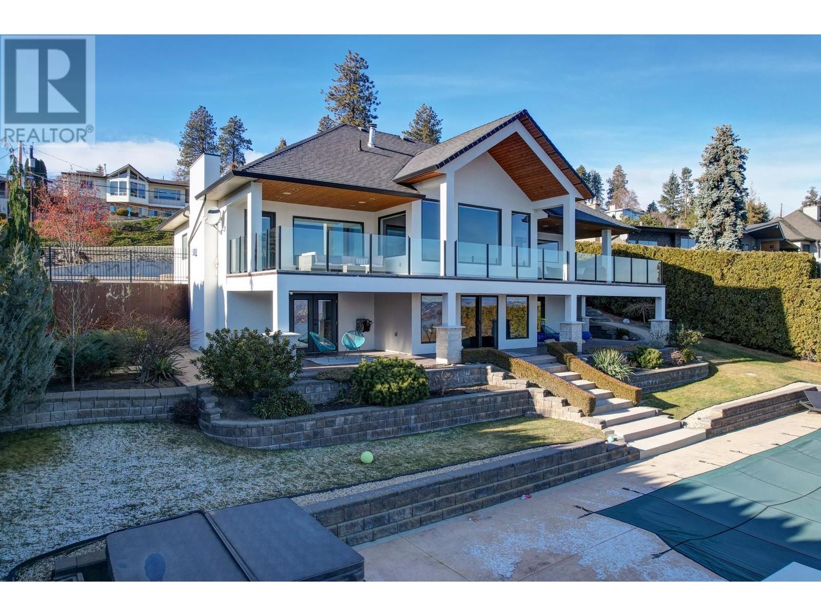 Property at 2821 Lakeview Road image 5