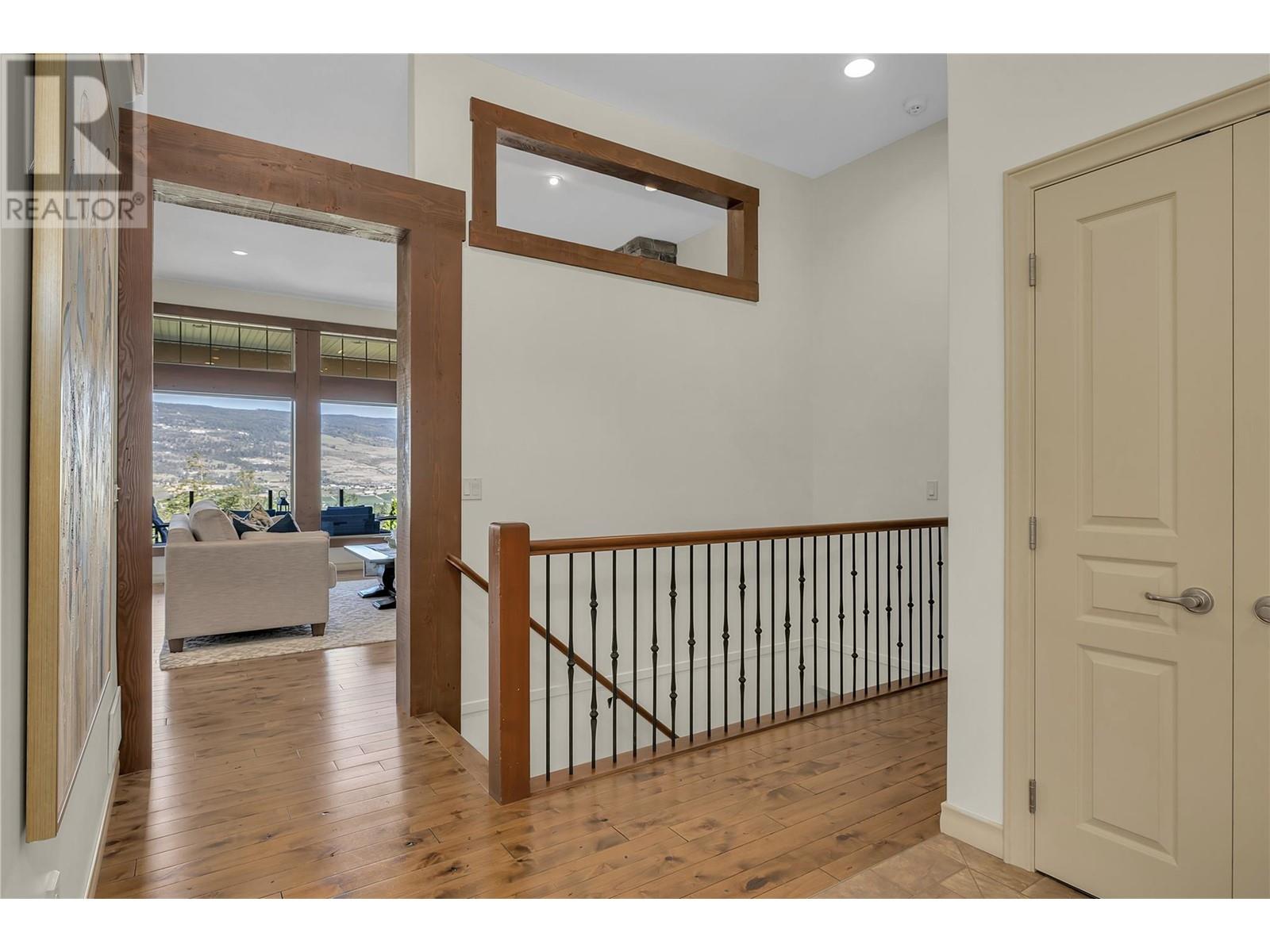 2037 Capistrano Drive, Kelowna, British Columbia  V1V 2N1 - Photo 24 - 10345582