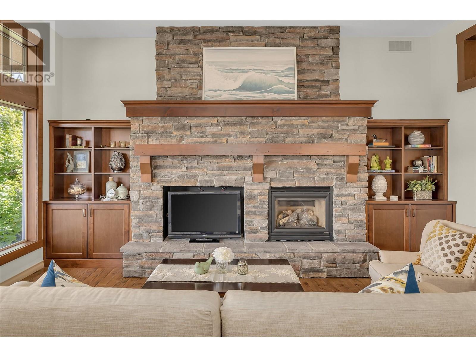 Property at 2037 Capistrano Drive image 1