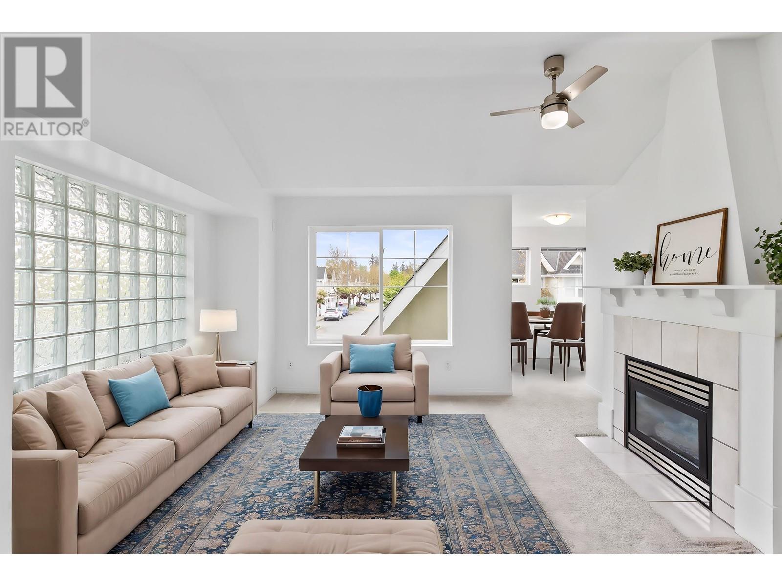 Property at 39 23560 119 AVENUE image 1