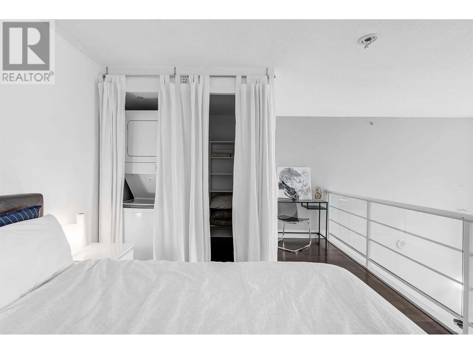 318 933 Seymour Street, Vancouver, British Columbia  V6B 6L6 - Photo 15 - R2996041