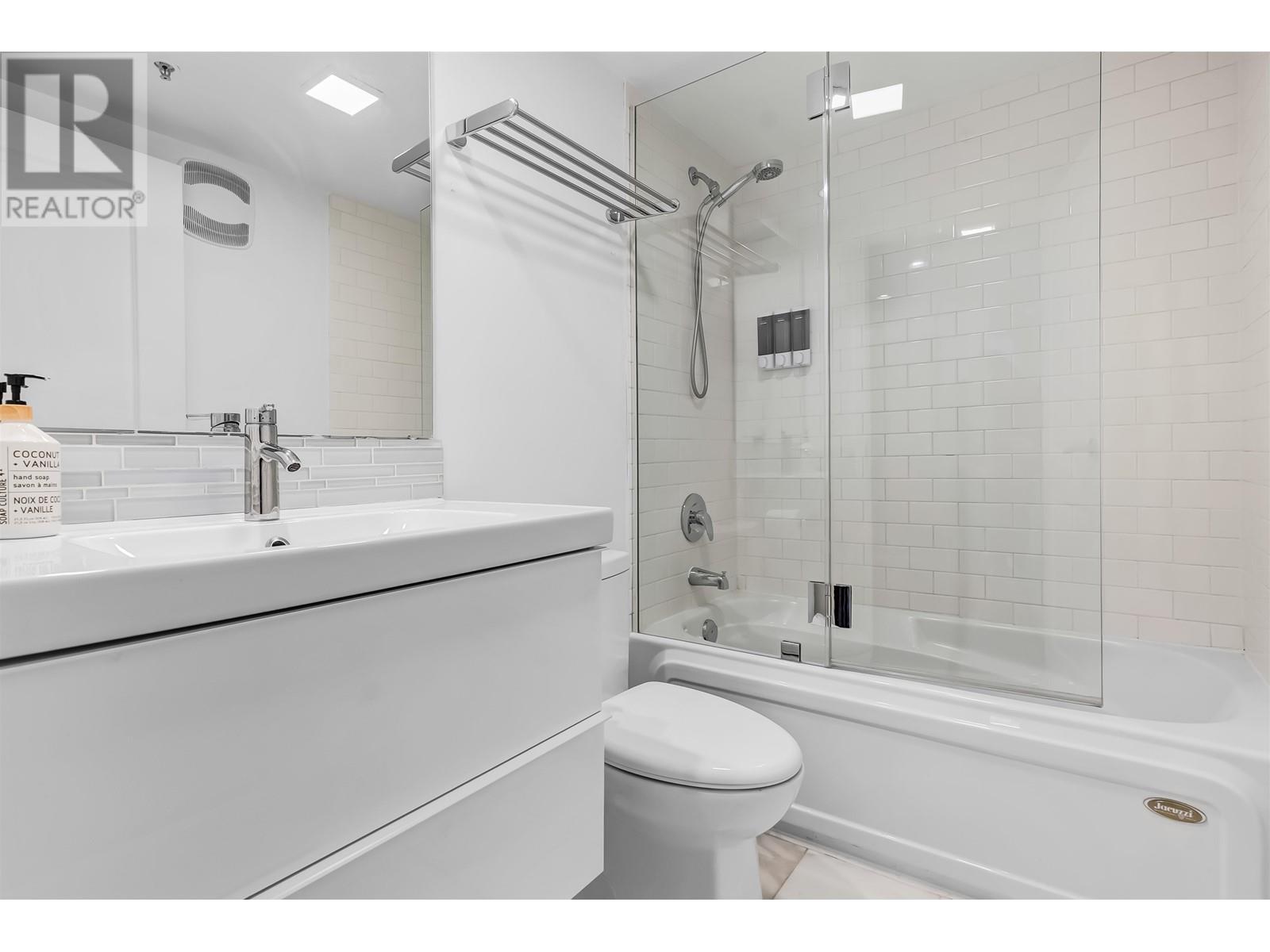 318 933 Seymour Street, Vancouver, British Columbia  V6B 6L6 - Photo 22 - R2996041