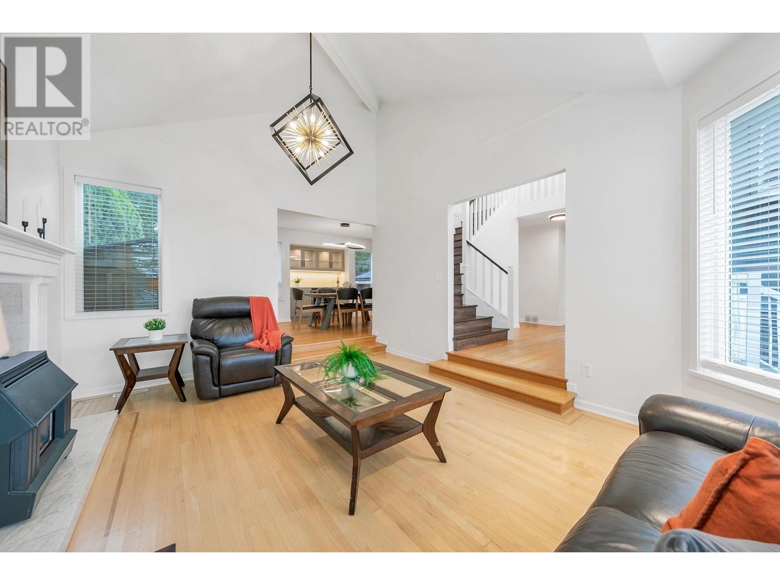 1163 Fraserview Street, Port Coquitlam, British Columbia  V3C 5H2 - Photo 3 - R2996026