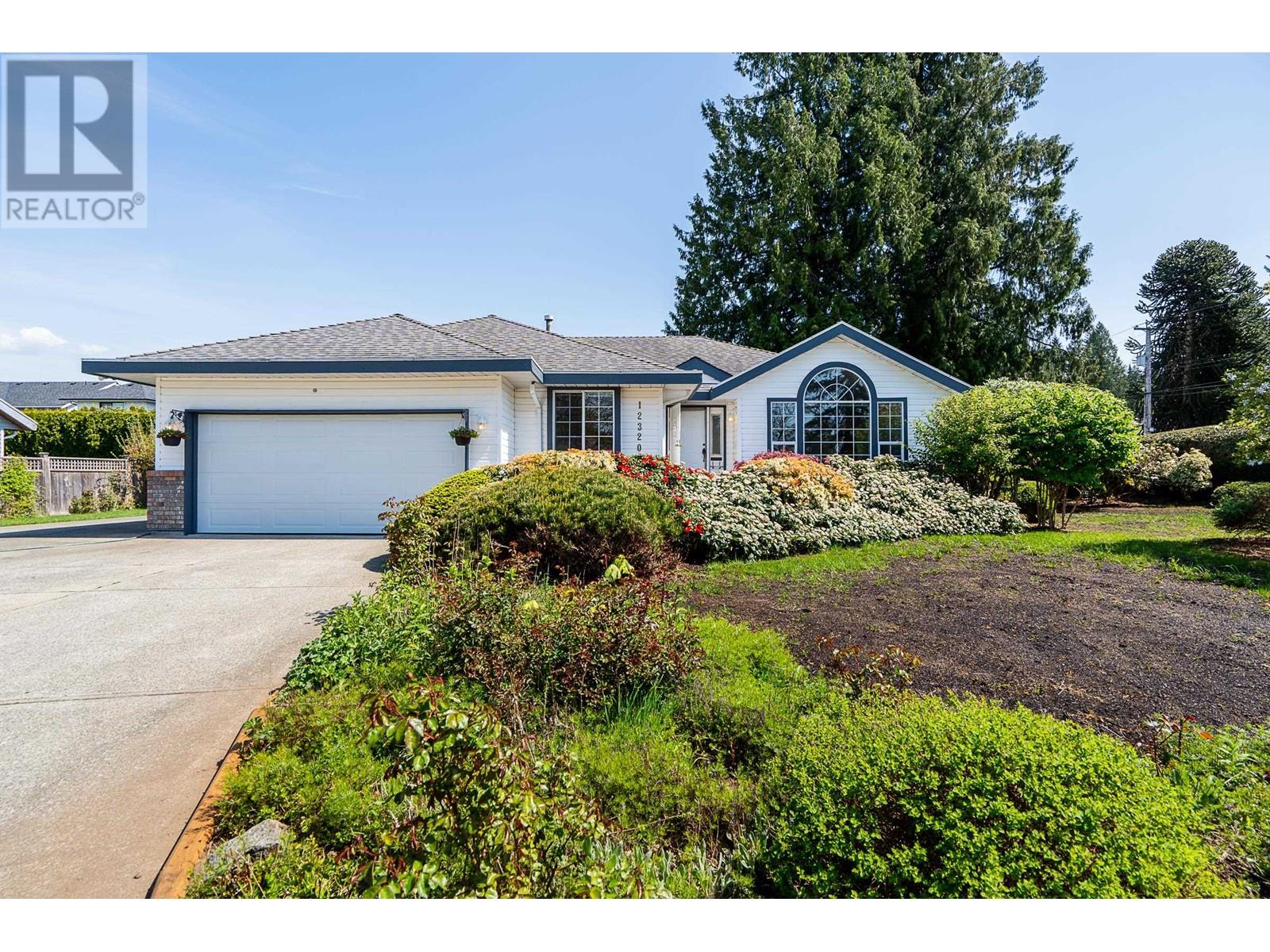 12320 206 Street, Maple Ridge, British Columbia  V2X 0M6 - Photo 2 - R2996042