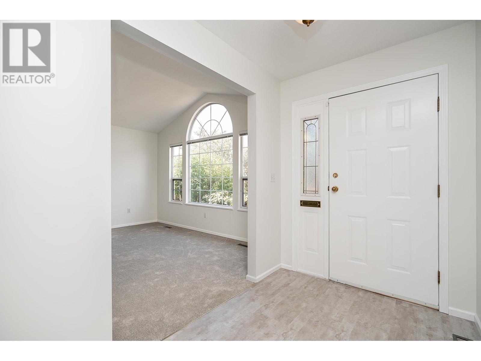 12320 206 Street, Maple Ridge, British Columbia  V2X 0M6 - Photo 4 - R2996042